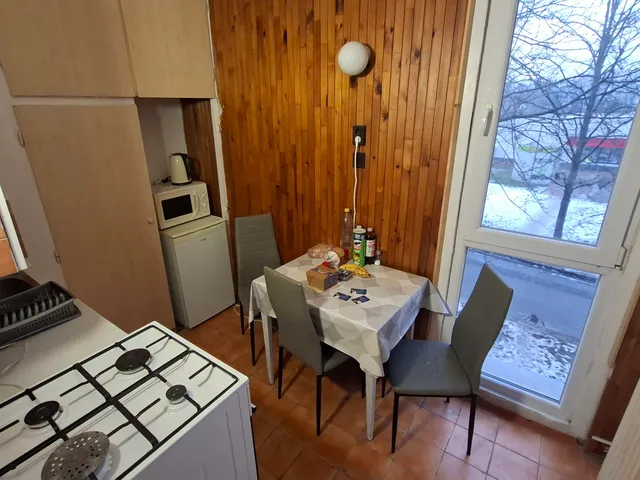 Kiadó lakás Pécs, Kertváros 64 nm