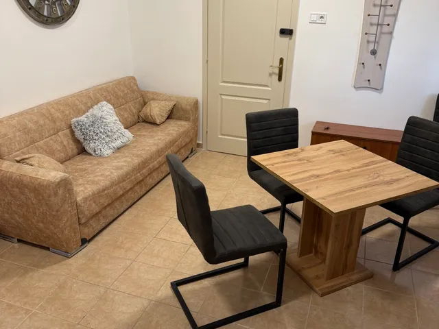 Kiadó lakás Pécs, Szigeti külváros, Semmelweis utca 45 nm