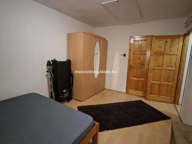 Kiadó lakás Pécs, Belváros 48 nm