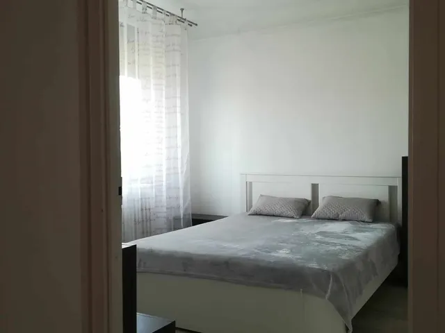 Kiadó lakás Pécs, Belváros, Nagy Lajos király útja 55 nm