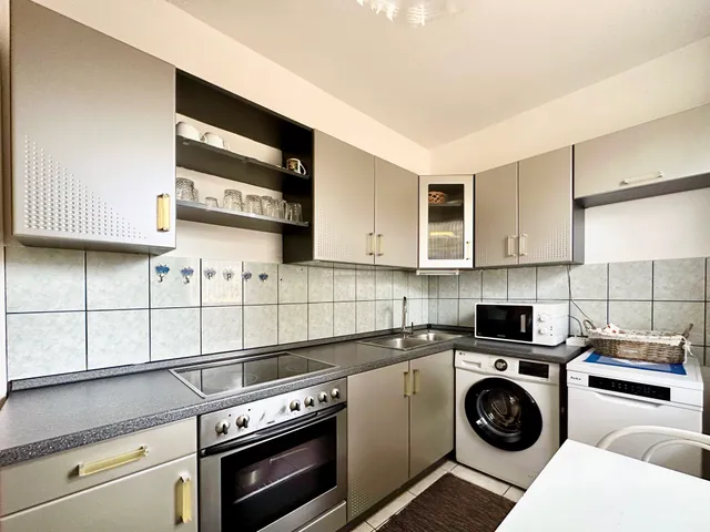 Eladó lakás Pécs, Málom, Malomvölgyi út 54 nm