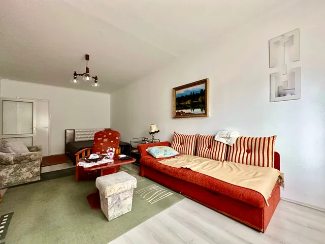 Eladó lakás Pécs, Málom, Malomvölgyi út 54 nm