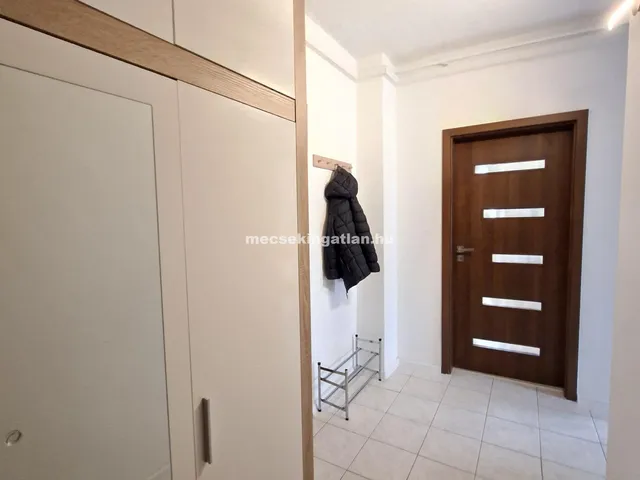 Kiadó lakás Pécs, Ispitaalja, Ajtósi Dürer 64 nm