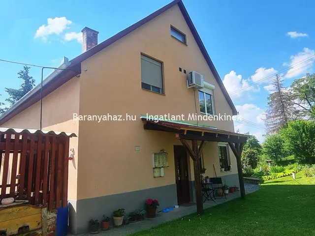 Eladó ház Pécs, Postavölgy 170 nm