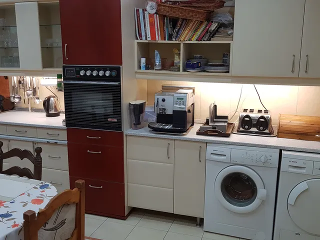 Kiadó ház Pécs, Egyetemváros 20 nm