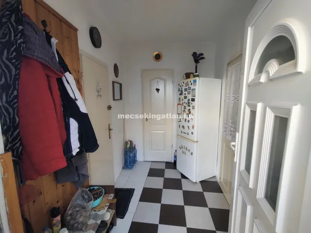 Eladó ház Pécs, Gyárváros, Huba utca 96 nm