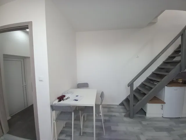 Kiadó lakás Pécs, Egyetemváros, Petőfi Sándor utca 46 nm