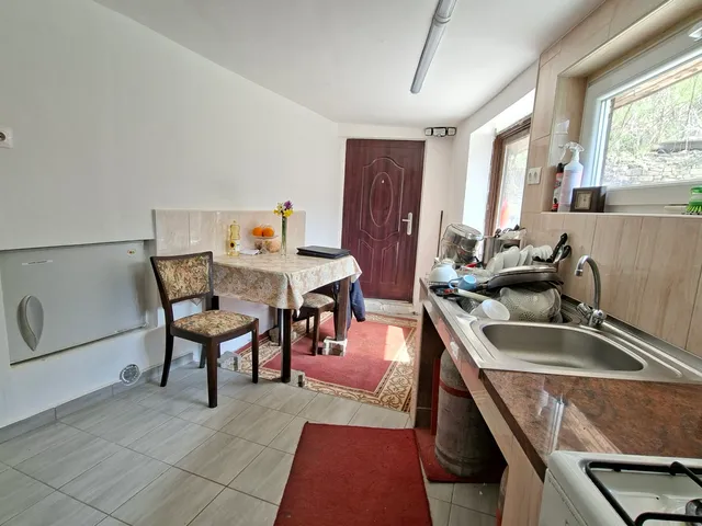 Eladó ház Pécs, Bánom 43 nm