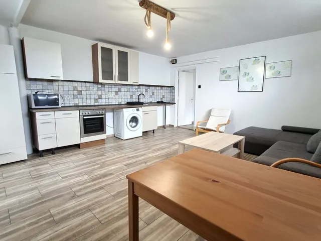 Kiadó lakás Pécs, Diós 80 nm