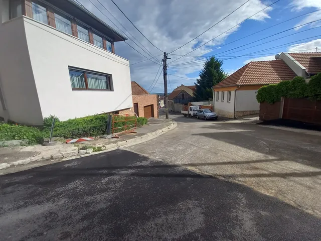 Kiadó lakás Pécs, Havihegy, Felsőhavi utca 30 nm