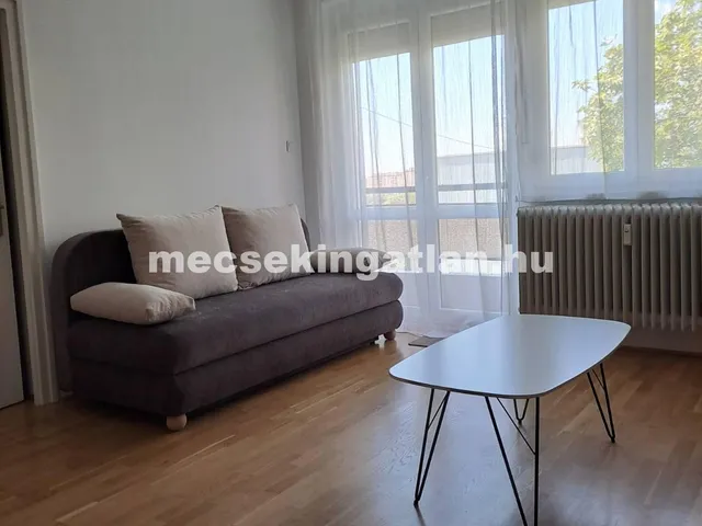 Kiadó lakás Pécs, Egyetemváros 52 nm