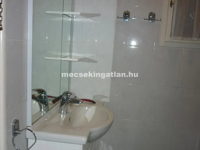 Kiadó lakás Pécs, Belváros 33808 nm