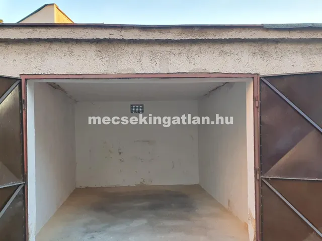 Kiadó garázs Pécs, Szigeti külváros 15 nm
