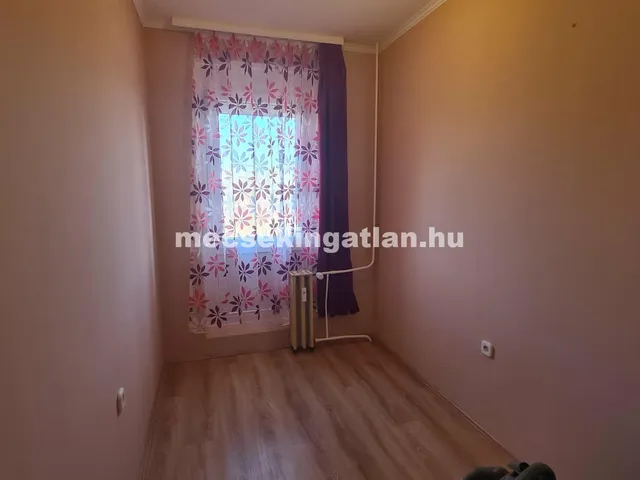 Kiadó lakás Pécs, Kertváros 59 nm