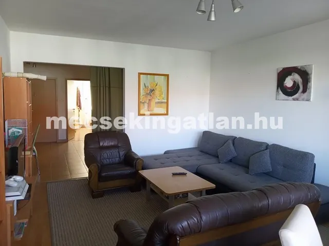 Kiadó lakás Pécs, Belváros 125 nm