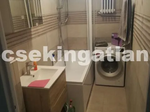 Kiadó lakás Pécs, Uránváros 54 nm