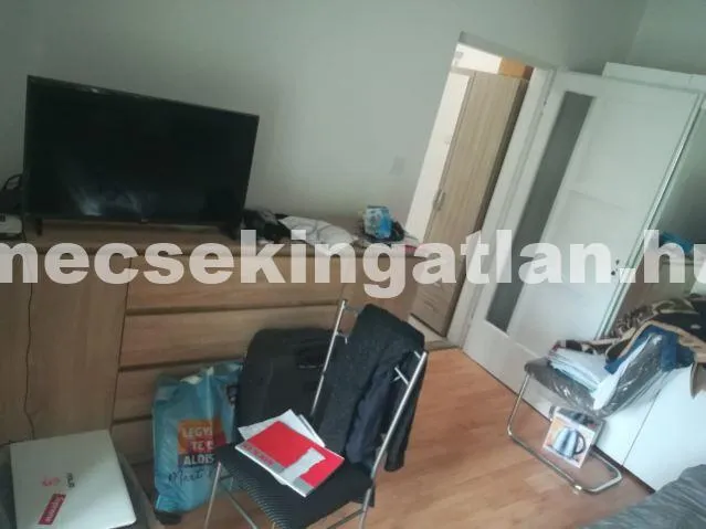 Kiadó lakás Pécs, Uránváros 54 nm