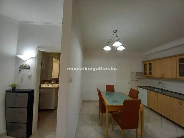 Kiadó lakás Pécs, Egyetemváros 50 nm