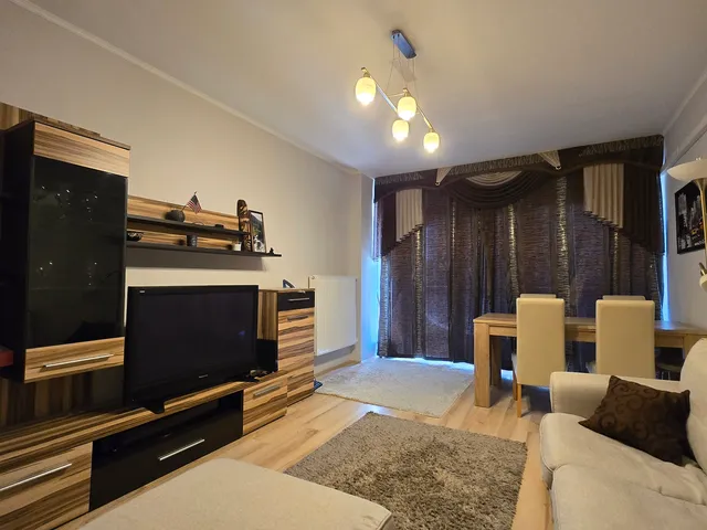Kiadó lakás Pécs, Egyetemváros, Ifjúság útja 64 nm