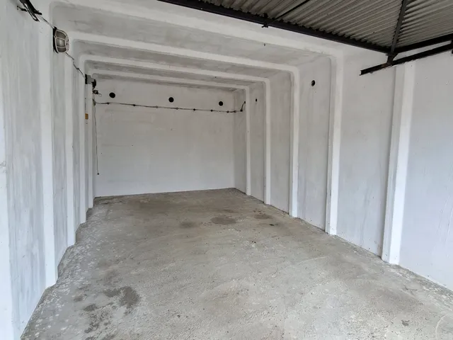 Eladó garázs Pécs, Megyer, Garázs utca 17 nm