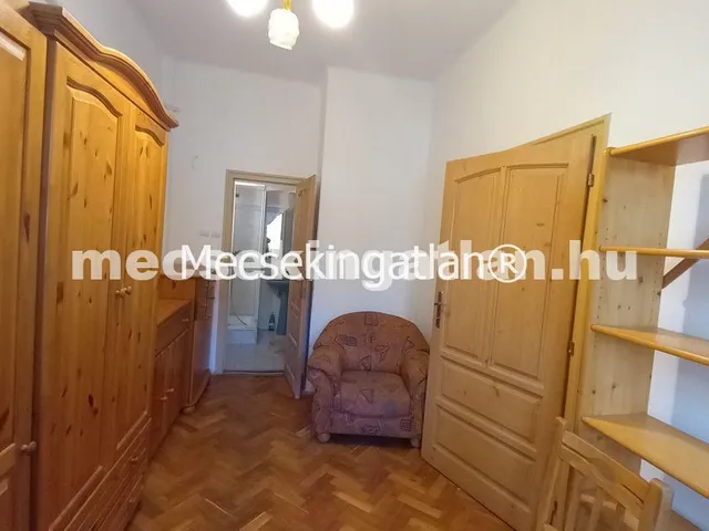 Eladó lakás Pécs 44 nm