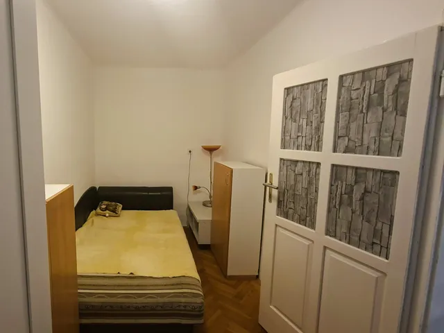 Kiadó lakás Pécs, Gyárváros 28 nm