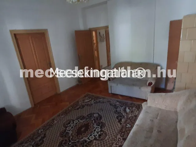 Kiadó lakás Pécs 44 nm