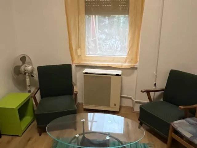 Kiadó lakás Pécs, Belváros, Perczel Miklós utca 30 nm