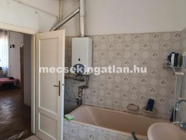 Kiadó lakás Pécs 12 nm