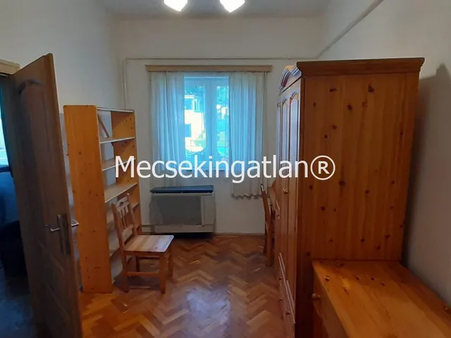 Kiadó lakás Pécs, Belváros, Szabadság utca 44 nm
