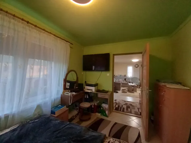 Eladó ház Szentlőrinc, Aradi Vértanúk útja 44 nm