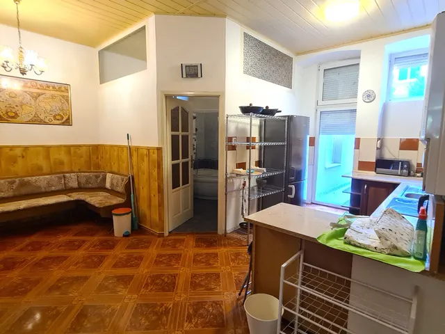Kiadó lakás Pécs, Belváros 85 nm