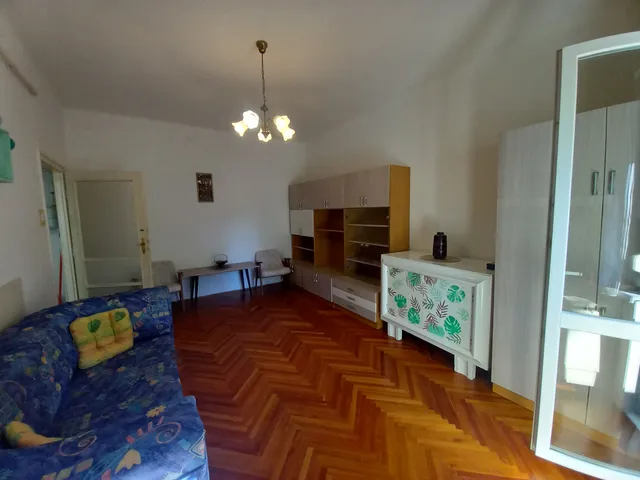 Kiadó lakás Pécs, Uránváros, Bánki Donát út 50 nm