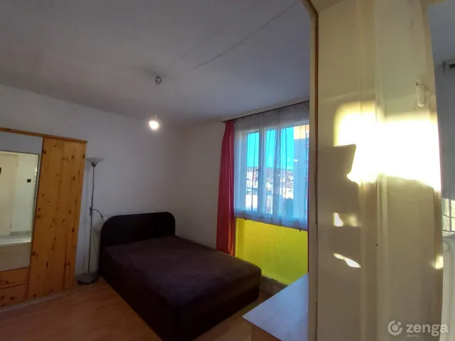 Kiadó lakás Pécs, Egyetemváros, Ifjúság utca 9 nm