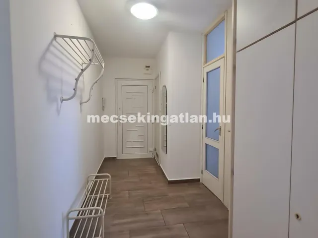 Kiadó lakás Pécs, Kertváros, Csikor Kálmán utca 59 nm