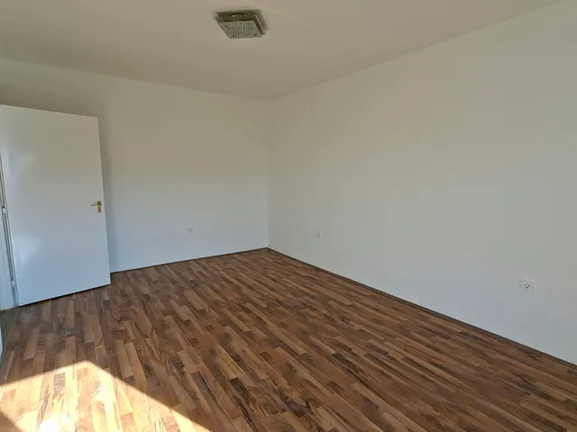 Kiadó lakás Pécs, Kertváros 36 nm