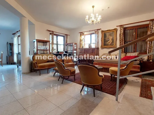 Kiadó ház Pécs, Aranyhegy, Pécsi járás 150 nm