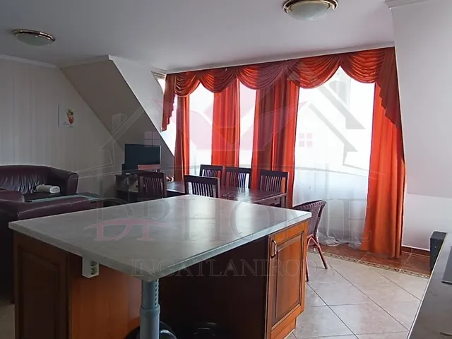 Kiadó lakás Debrecen, Belváros 109 nm