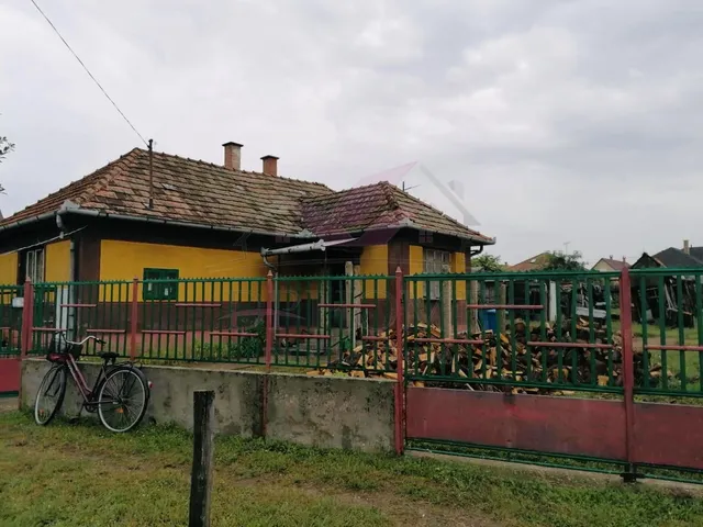 Eladó ház Hajdúsámson 62 nm
