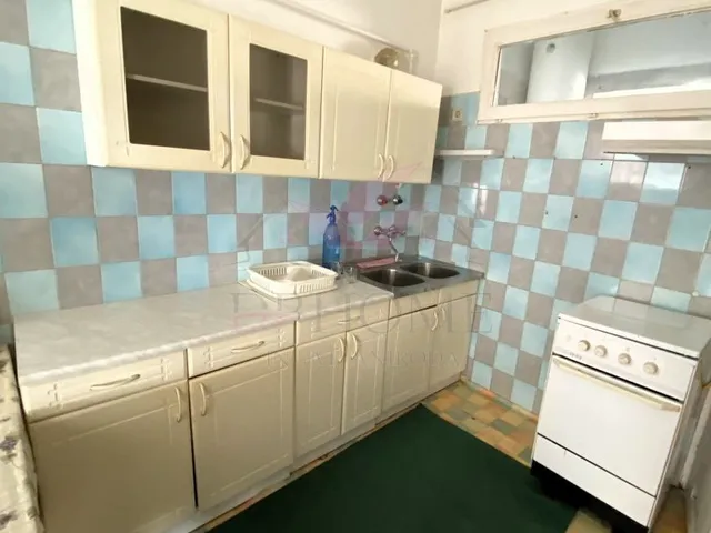 Kiadó ház Debrecen, Belváros 50 nm