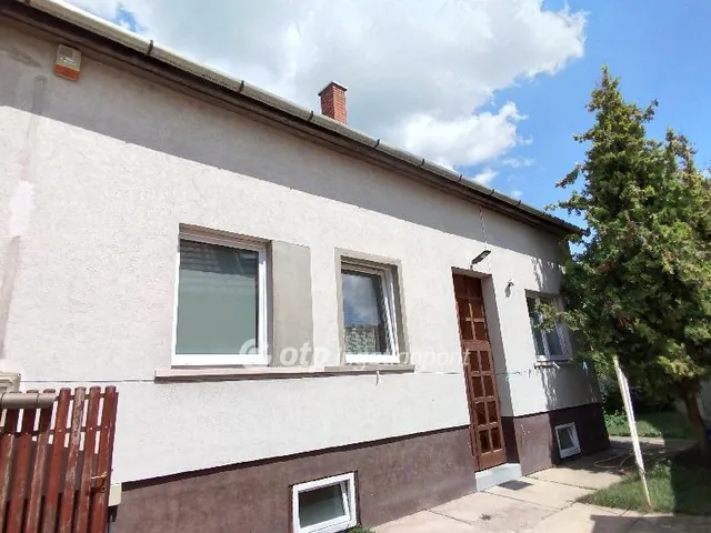 Eladó ház Jászberény 190 nm