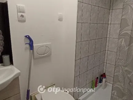 Eladó ház Jászfényszaru 140 nm
