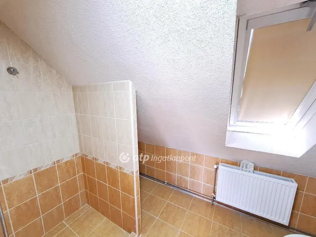 Eladó ház Szolnok 200 nm