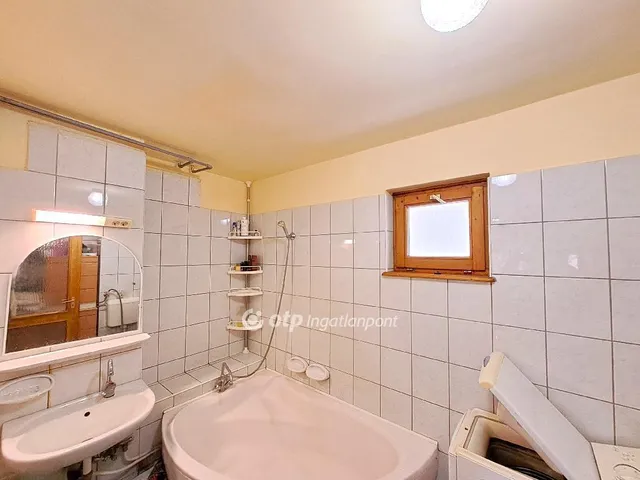 Eladó ház Szolnok 200 nm