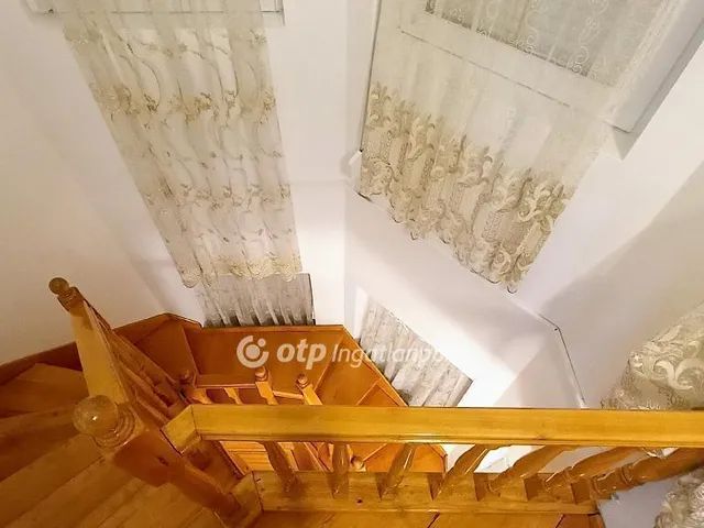 Eladó ház Jászfényszaru 139 nm