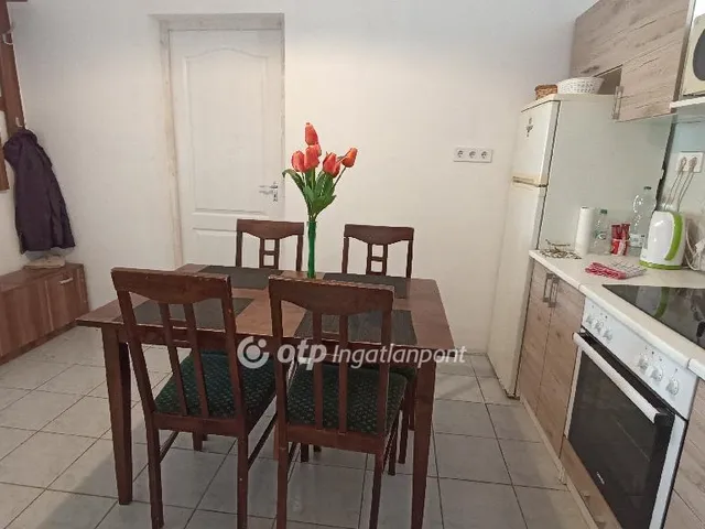 Eladó ház Jászfényszaru 99 nm