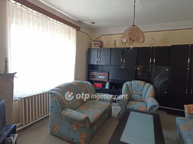 Eladó ház Jászfényszaru 79 nm