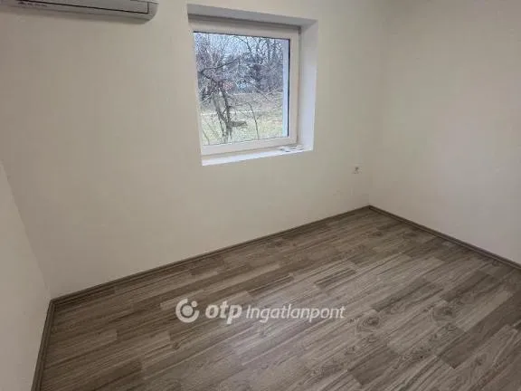Eladó ház Tápiószele 64 nm