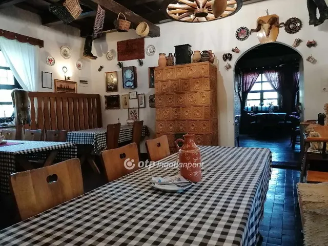 Eladó kereskedelmi és ipari ingatlan Tiszafüred 150 nm