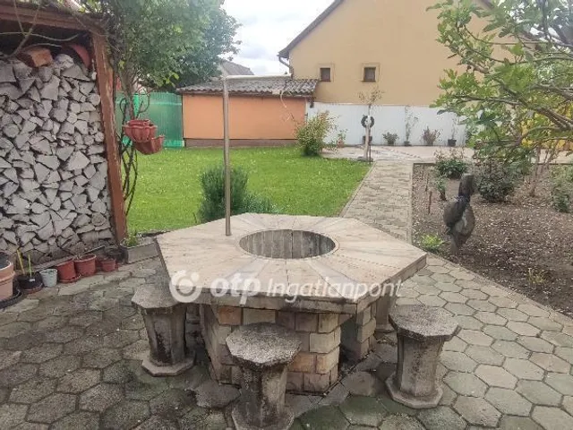 Eladó ház Jászberény 90 nm